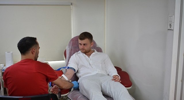 Ege Üniversitesinde Kan Bağışı Projesi: ”Egeye Kan, Topluma Can”