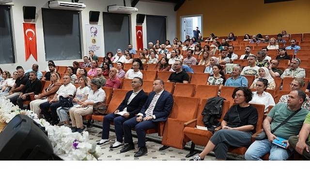 İzmirde Öğretmenlere Yönelik Eğitim Gerçekleştirildi
