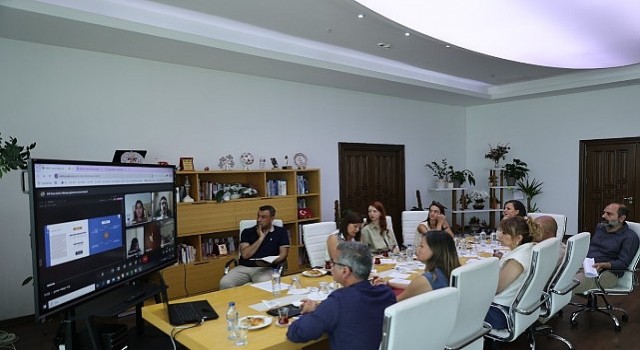 Karabağlar Belediyesinin Dönüşüm Projesine İZKAdan Destek