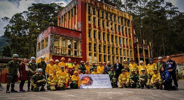 Konya İtfaiyesi TİKA İşbirliğiyle Kolombiyalı İtfaiyecilere Eğitim Verdi