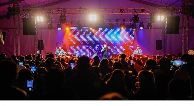 Meydanlar Müziğe Açılıyor; Sahnemi İstanbul 21 Haziranda!