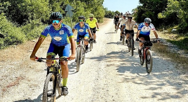 Mysia Yollarında bisiklet ve kamp keyfi