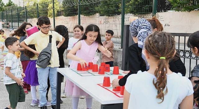 Osmangazide öğrenciler için Atölye Pazarı kuruldu