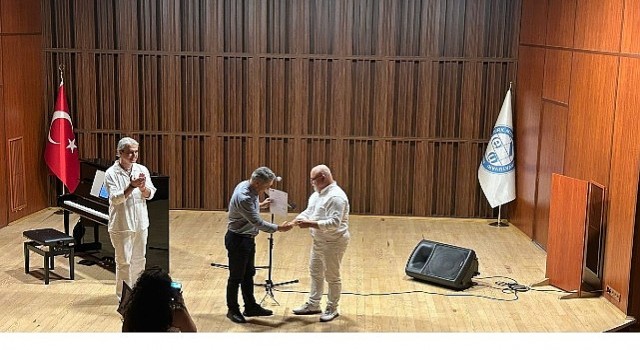 Piyano ve Tarın büyülü uyumu sanatseverlerle buluştu