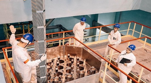 Rosatom: Novovoronezh NGS VVER-1200 Reaktörüne İlk 5inci Nesil Yakıt Yüklemesi Yapıldı