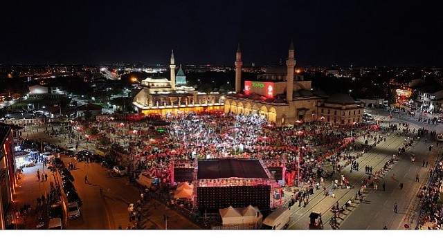 15 Temmuzun 9. Yılında Konyalılar Mevlana Meydanında Buluştu
