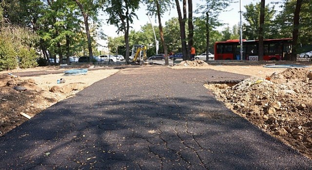 Çankayanın Parklarında Yaz Mesaisi Sürüyor