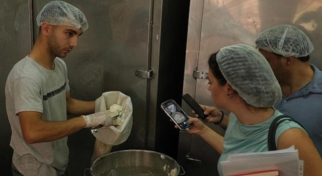 Coğrafi İşaretli Ayvalık Lor Tatlısı Denetimden Geçti