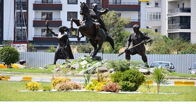 D-100 Karayolunda peyzaj çalışması tamamlandı