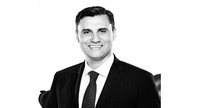 Ferdi Zeyrekin ismi Dikilide yaşayacak