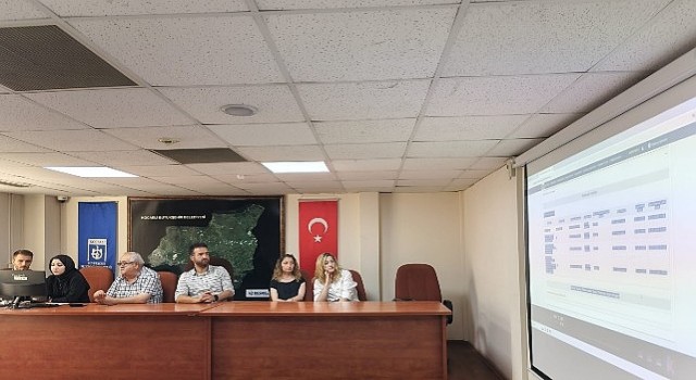 Gölcükte geleneksel Türk evi restore ediliyor