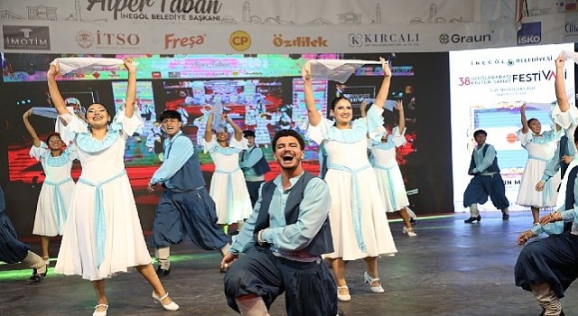 İnegölün Kültür Ve Kardeşlik Festivalinde Altın Mobilyanın Sahibi KKTC