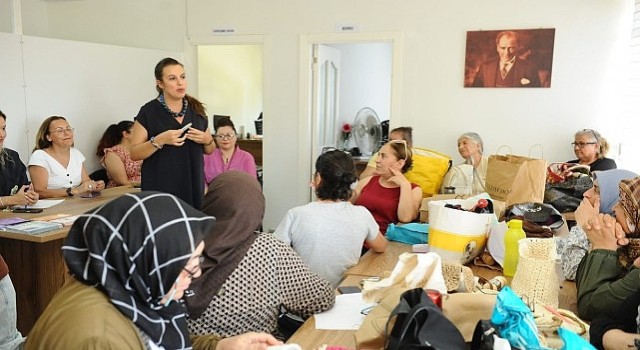 Karşıyaka daKadın Gücü mahalle mahalle yayılıyor