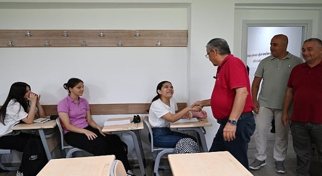 Kemer Belediyesi Kurs Merkezinde yeni eğitim öğretim dönemi başladı