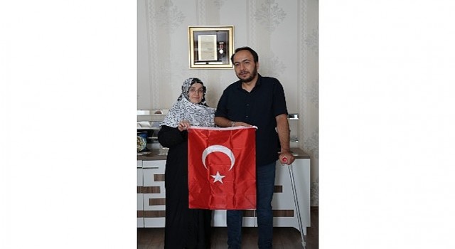 Konya Büyükşehir 15 Temmuz Gazilerini Evlerinde Ziyaret Etti