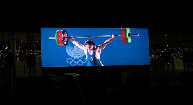 Milli İrade Meydanında sinema keyfi bir başka güzel