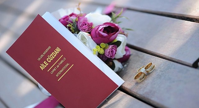 Sivas Belediyesinden Yeni Evlenen Çiftlere 20 Bin TL Destek