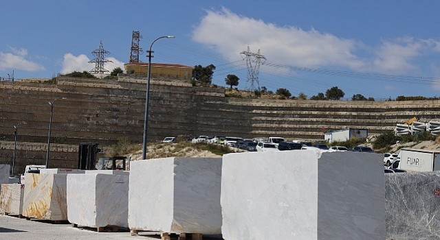 Türk doğal taş ihracatçıları Afrikaya Kenyadan girecek