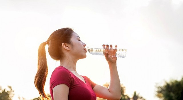 Yaz Aylarında Sıvı Tüketimi Hayati Önem Taşıyor