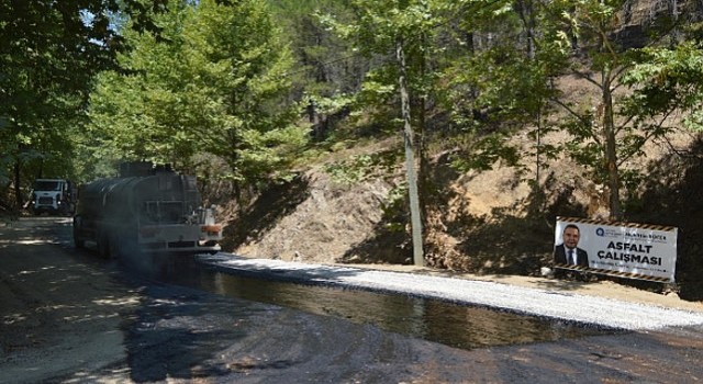 Büyükşehirden Gündoğmuşa yol yatırımı