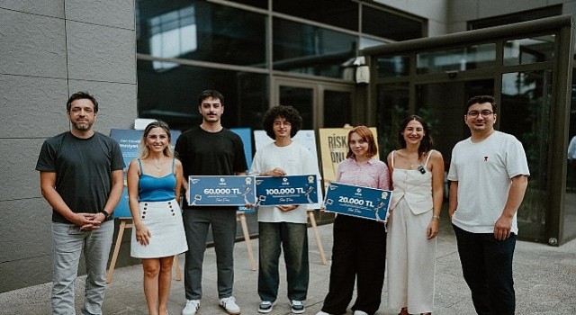 ”Dikkat: Fikir Çıkabilir!” Afiş Tasarım Yarışması&#39;nda Dereceler Belli Oldu!