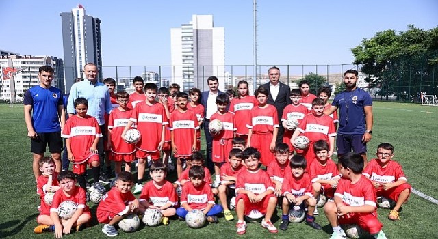 Futbol Yaz Spor Okulunda İlk Antrenman Heyecanı
