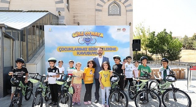 “Güle Oynaya Camiye Gel” Projesi Kapsamında Çocuklar Bisikletlerine Kavuşmaya Devam Ediyor