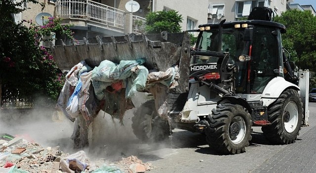 Karşıyakada sokaklara moloz atanlara 92 bin TL ceza!
