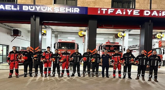 Kocaeli Büyükşehir, Balıkesire ekipleri hızır gibi gönderdi