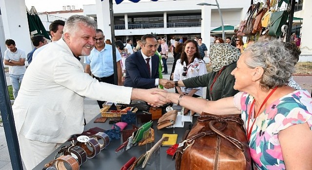 Lüleburgaz Belediyesi'nin Üreten Kadın Meydanı açıldı