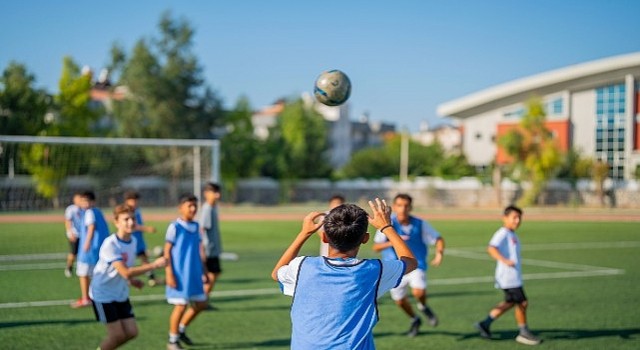 Milas Belediyesi Yaz Futbol Okulunda Antrenmanlar Devam Ediyor