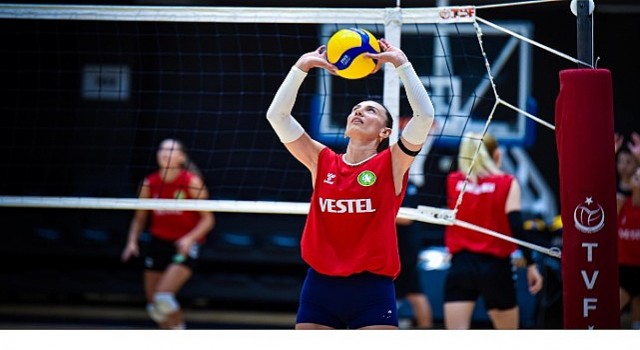 Vestel, kadın sporunu desteklemeye Manisada devam ediyor