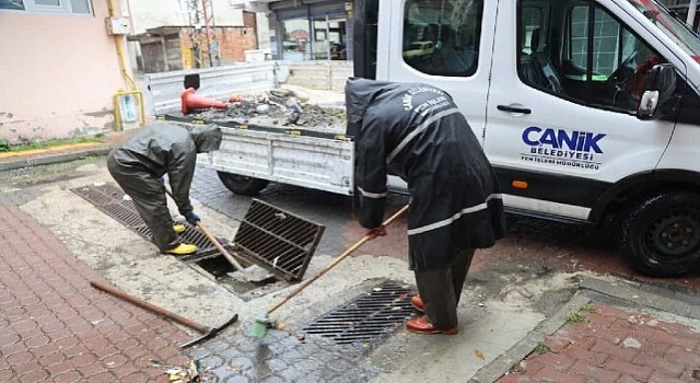Canik Belediyesinden Sağanak Yağışa Karşı Etkin Mücadele