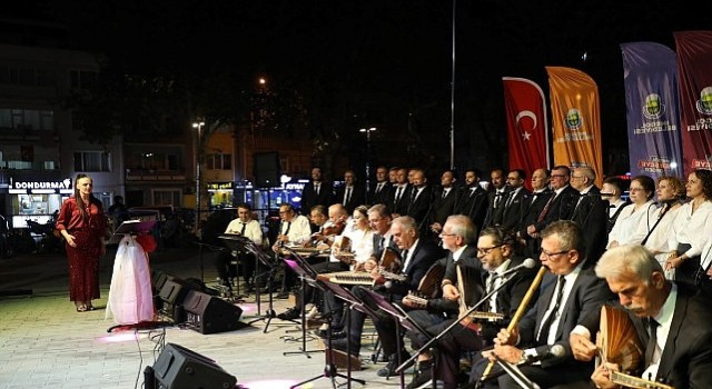 İnegöl Belediyesi TSM Korosundan Muhteşem Konser