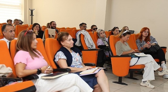 KO-MEKle etkili sosyal medya kullanımını öğrendiler