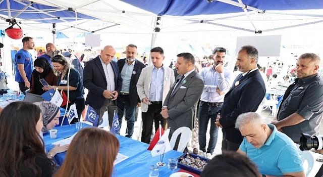 Küçükçekmece Belediyesi İstihdam Fuarının İkincisini Düzenledi