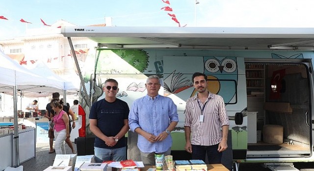 Nilüfer Belediyesi Gezici Kütüphane 7. Mudanya Kitap Fuarında