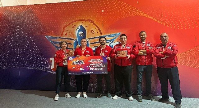 TEKNOFEST 2025te Bergama Öğretmen ve Öğrencilerinden Çifte Başarı