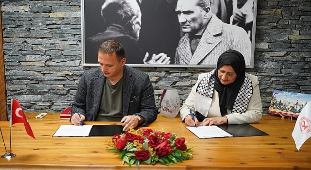 Bornova ve Filistinin Dura Belediyesinden kardeşlik adımı