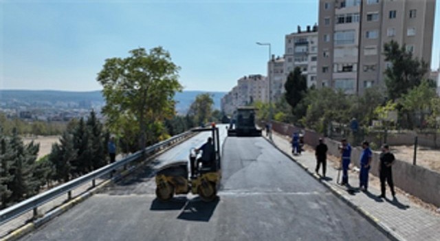 Buca da tarihi asfalt yatırımı