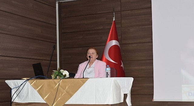 EÜde uluslararası araştırma ve burs fırsatları konuşuldu