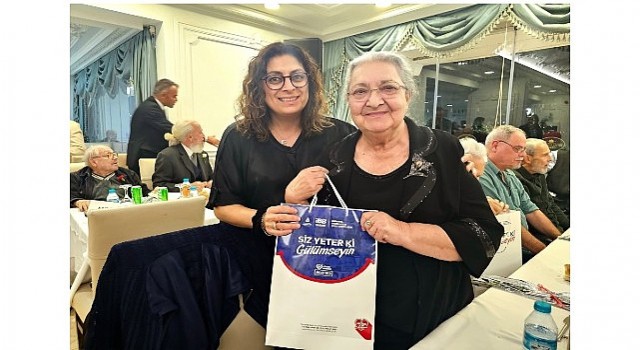 İBB, 1 Ekim Dünya Yaşlılar Gününü renkli etkinliklerle kutladı