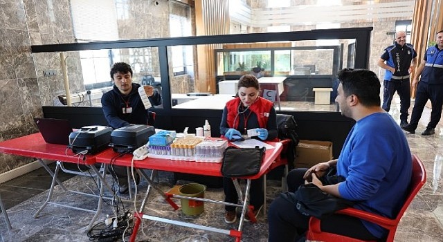 Kartepede “Birbirimize Candan Bağlıyız” Kan Bağışı Kampanyası