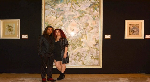 Aşkın ateşiyle, sanata dönen kumaşlar: &#39;Chaleshe Simurgh&#39; ve &#39;IT&#39;S ME&#39; İstanbul&#39;da ilk kez sergilendi