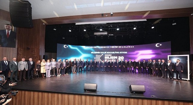 Büyükakın: ”Yapay zekâ programlarını yazacak çocuk benim şehrimden çıkacak”