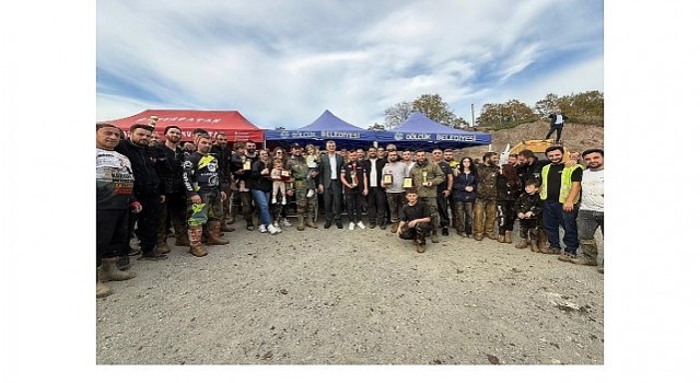 Gölcükte ATV Tutkunlarından Nefes Kesen Mücadele