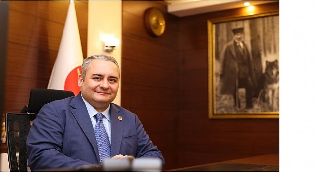 Keçiören Belediyesinden Vatandaşa Sıcak Çorba İkramı