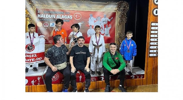 Kemer Belediyesi Karate Takımından 9 madalya