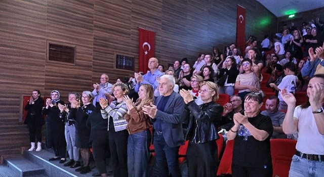 Konak Atasını duygu dolu oratoryo ile andı