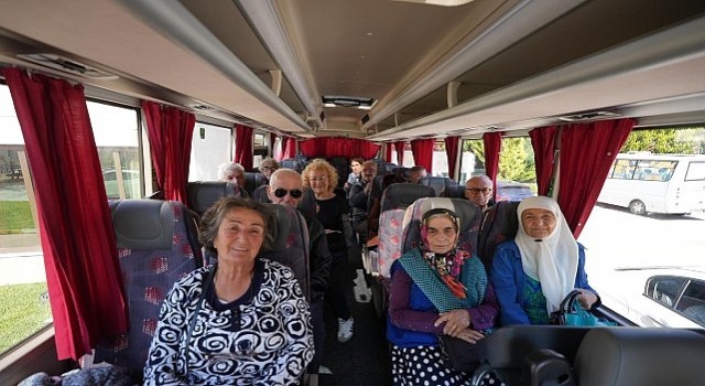 Maltepenin “ihtiyar delikanlıları ve altın kızları” unutulmadı